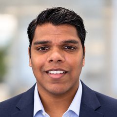 Headshot of Arun Sella, founder of Paid Up